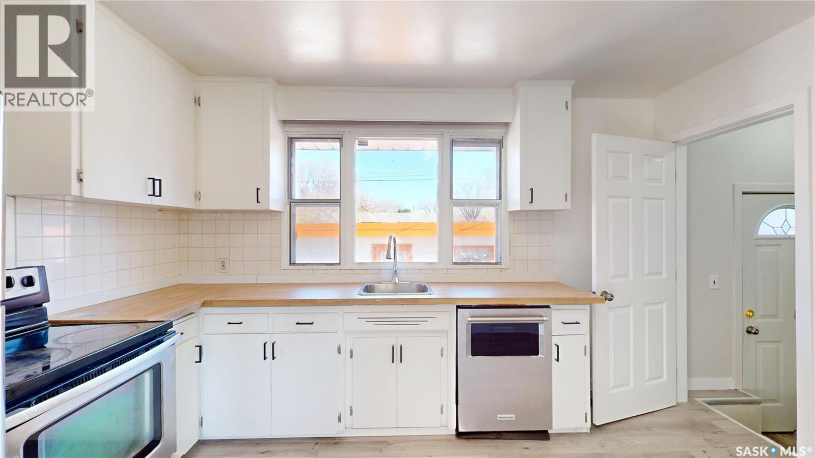 2637 Melrose Avenue, Saskatoon, Saskatchewan  S7J 0V7 - Photo 5 - SK022541