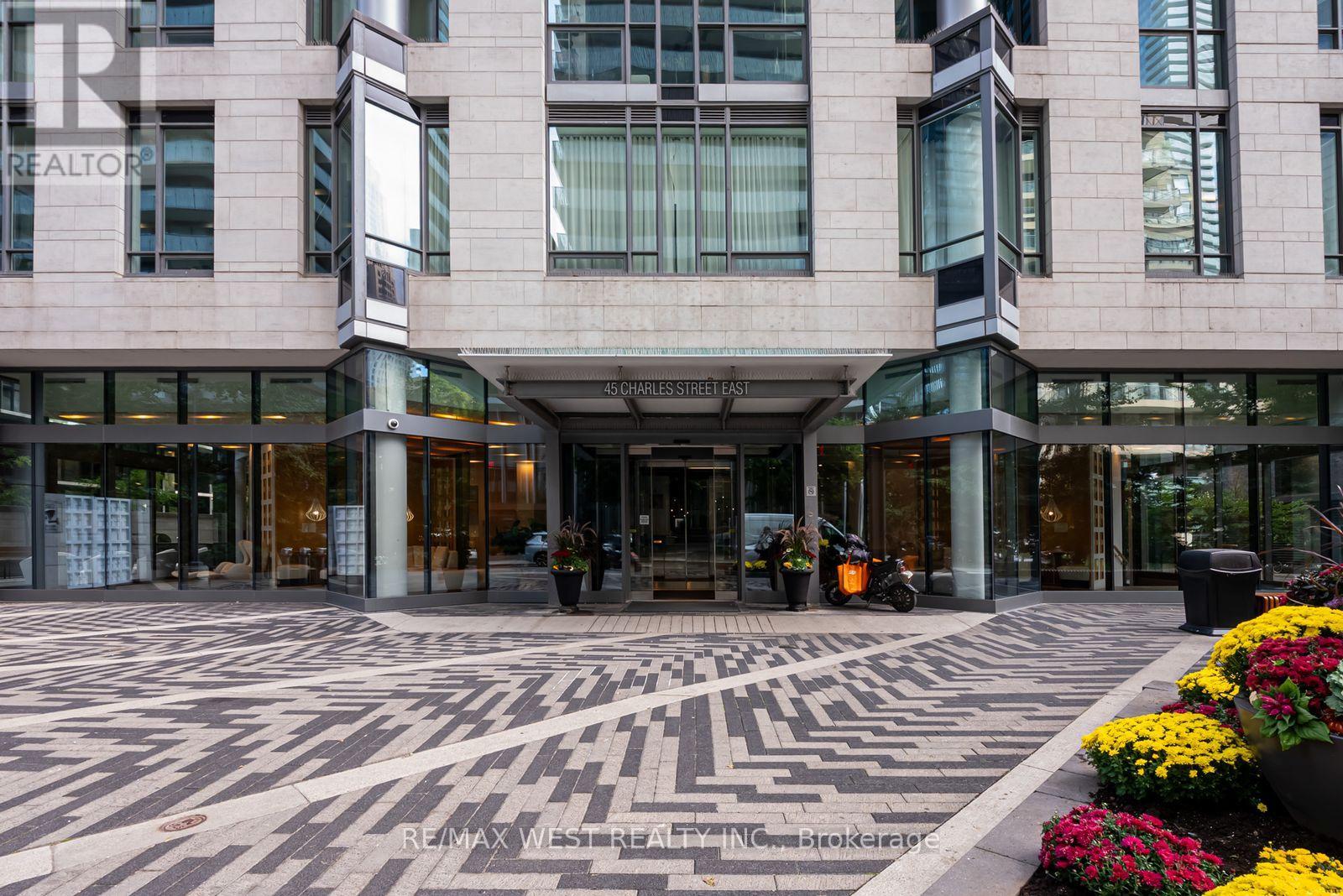 3011 - 45 Charles Street E, Toronto, Ontario  M4Y 1S2 - Photo 29 - C12413866