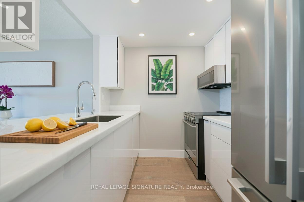 2812 - 7 Concorde Place, Toronto, Ontario M3C 3N4 - Photo 6 - C12523458