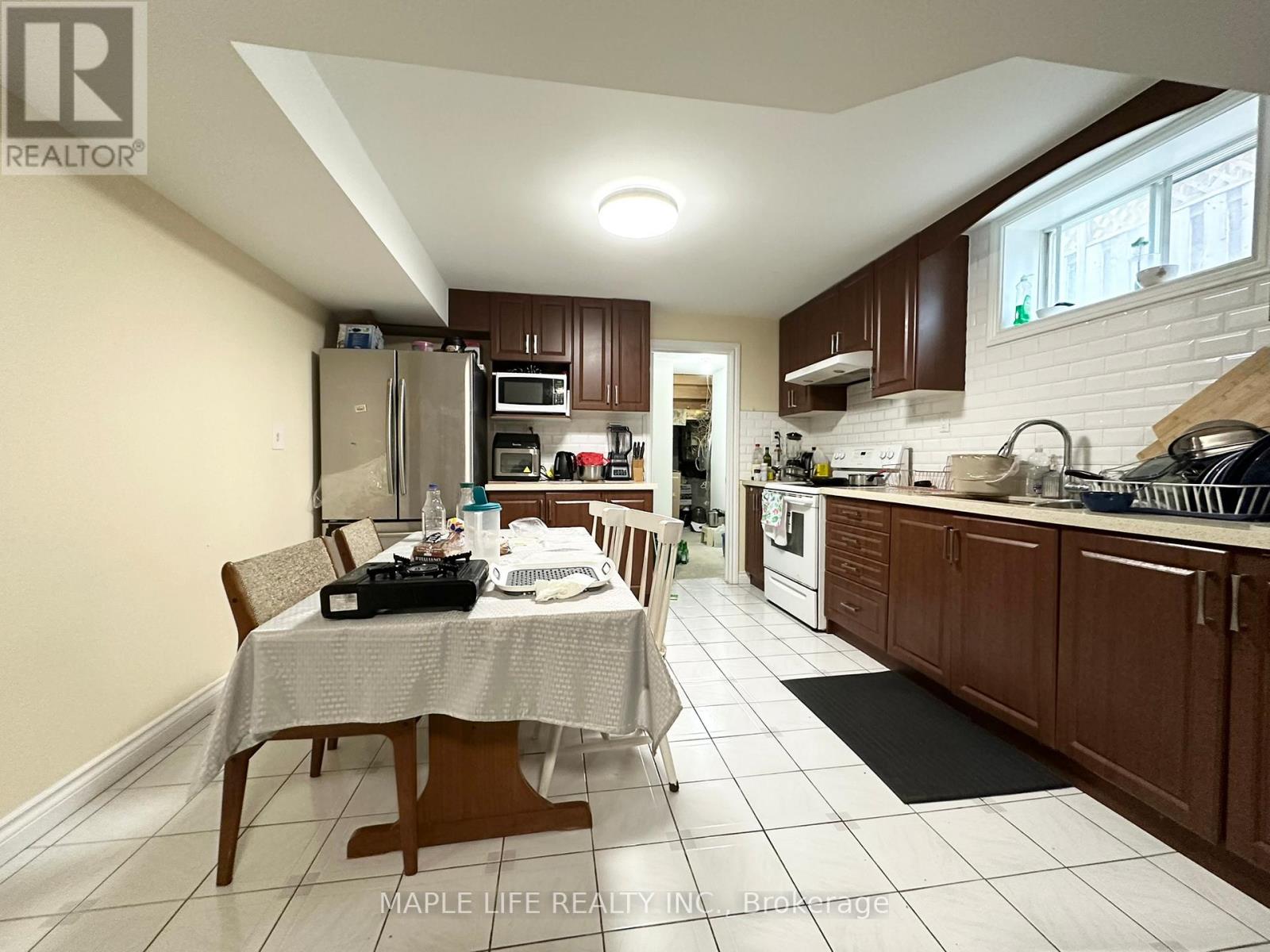 Bsmt - 68 Wedgewood Drive, Toronto, Ontario  M2M 2H5 - Photo 3 - C12523520