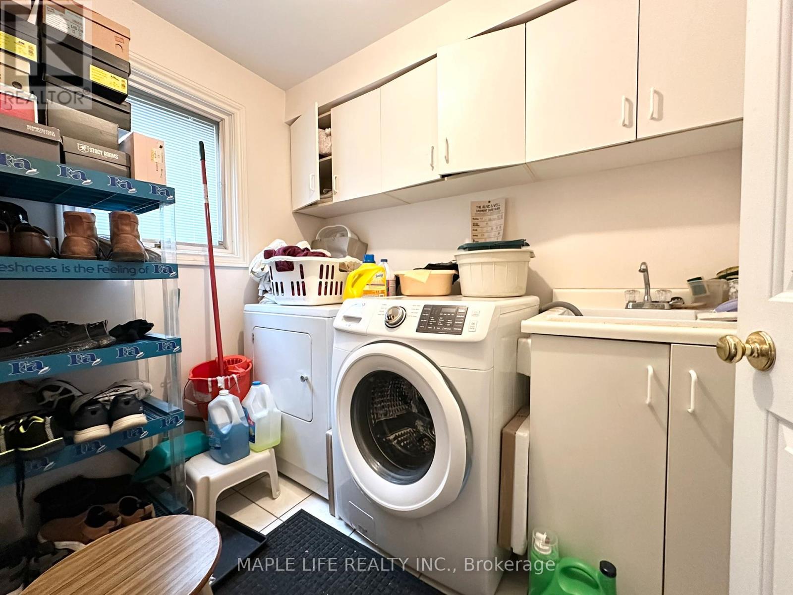 Bsmt - 68 Wedgewood Drive, Toronto, Ontario  M2M 2H5 - Photo 9 - C12523520