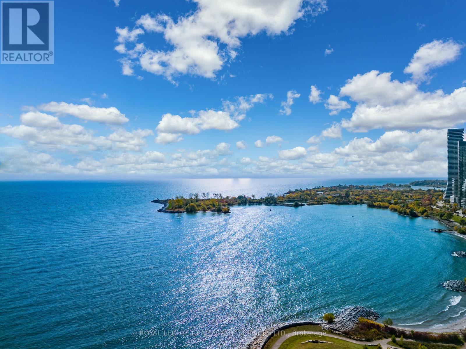 2104 - 1 Palace Pier Court, Toronto, Ontario  M8V 3W9 - Photo 4 - W12126078