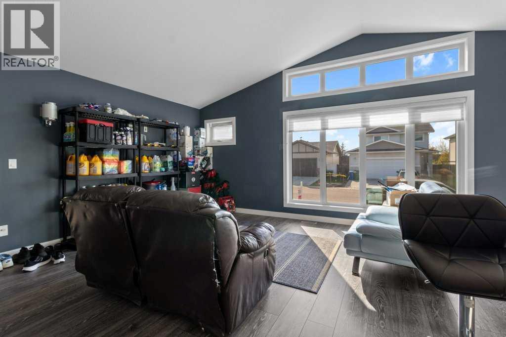 43 Windermere Close, Red Deer, Alberta  T4N 2J8 - Photo 9 - A2261818
