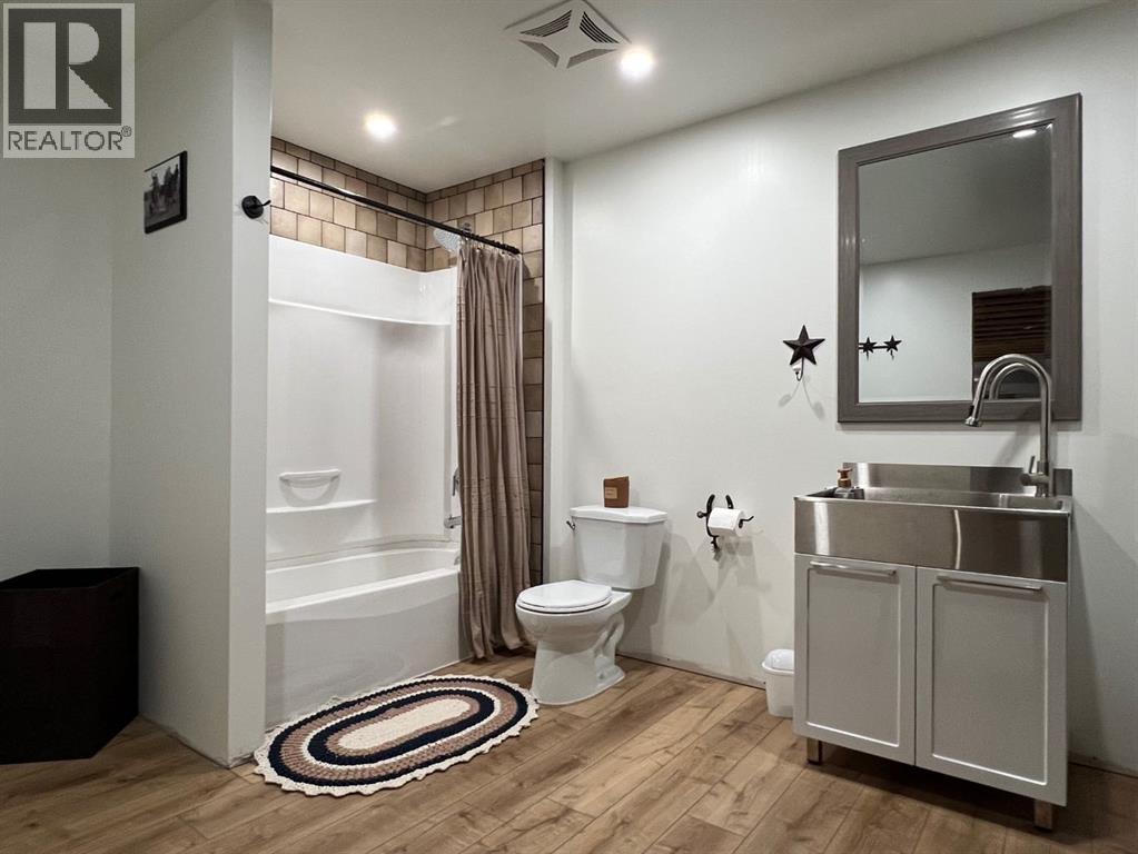 92008 Range Road 195, Rural Lethbridge County, Alberta  T1M 1M9 - Photo 42 - A2262285