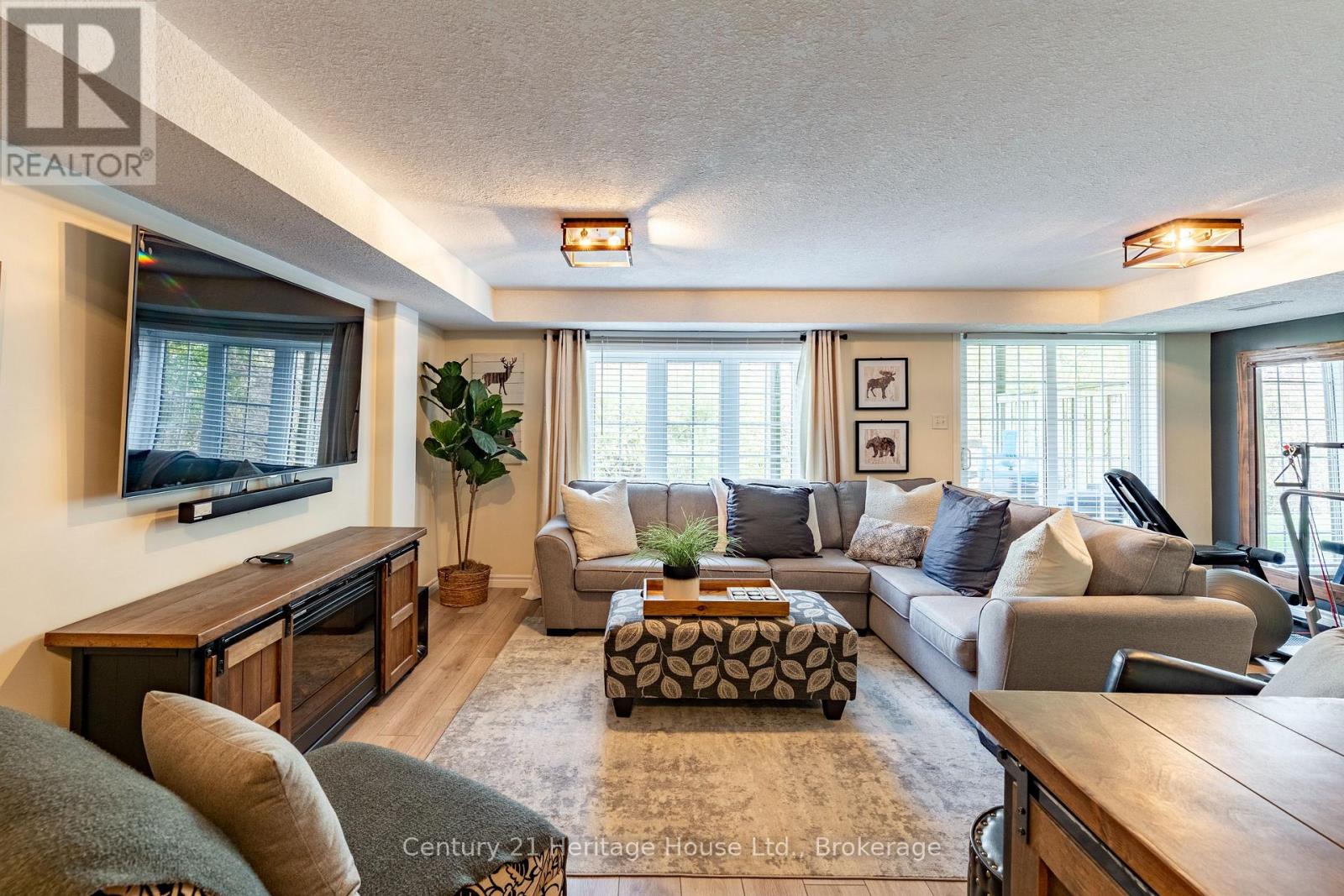 6 - 460 Woolwich Street, Waterloo, Ontario  N2K 4G8 - Photo 29 - X12523602