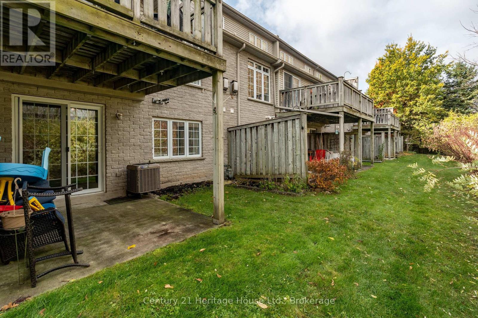 6 - 460 Woolwich Street, Waterloo, Ontario  N2K 4G8 - Photo 41 - X12523602