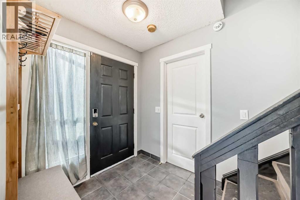 220 Whitewood Place Ne, Calgary, Alberta  T1Y 3N4 - Photo 4 - A2268450