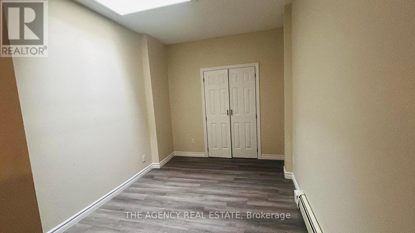 2 - 268 Talbot Street, St. Thomas, Ontario  N5P 1B4 - Photo 5 - X12523672