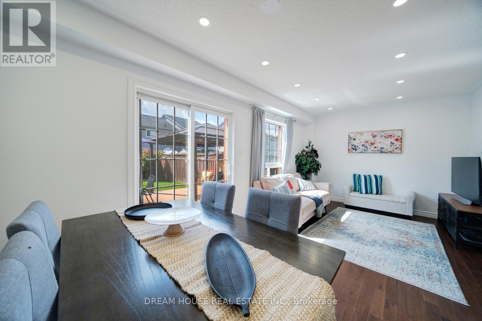 417 King Street E, East Gwillimbury (Mt Albert), Ontario  L0G 1M0 - Photo 12 - N12523462