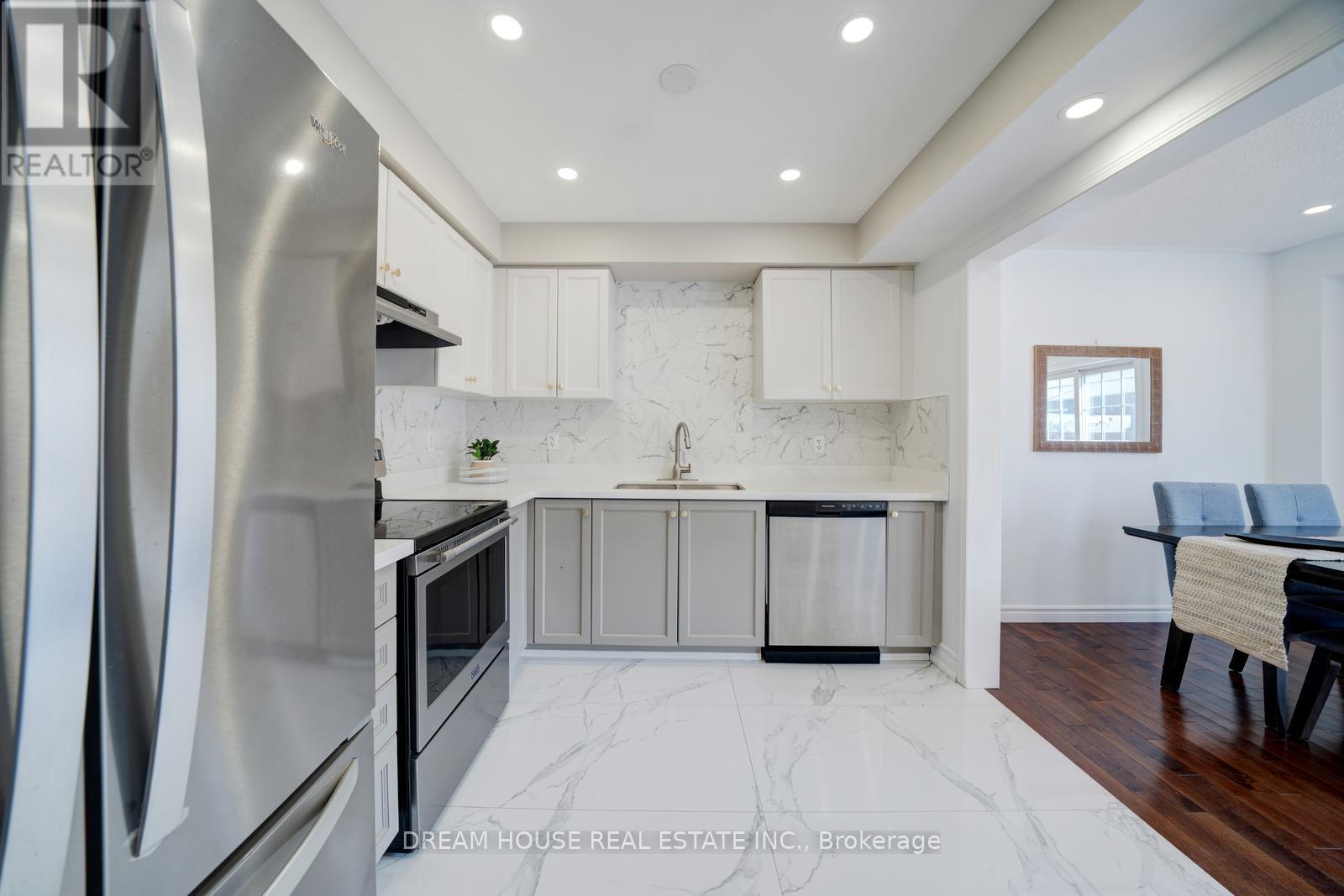 417 King Street E, East Gwillimbury (Mt Albert), Ontario  L0G 1M0 - Photo 15 - N12523462