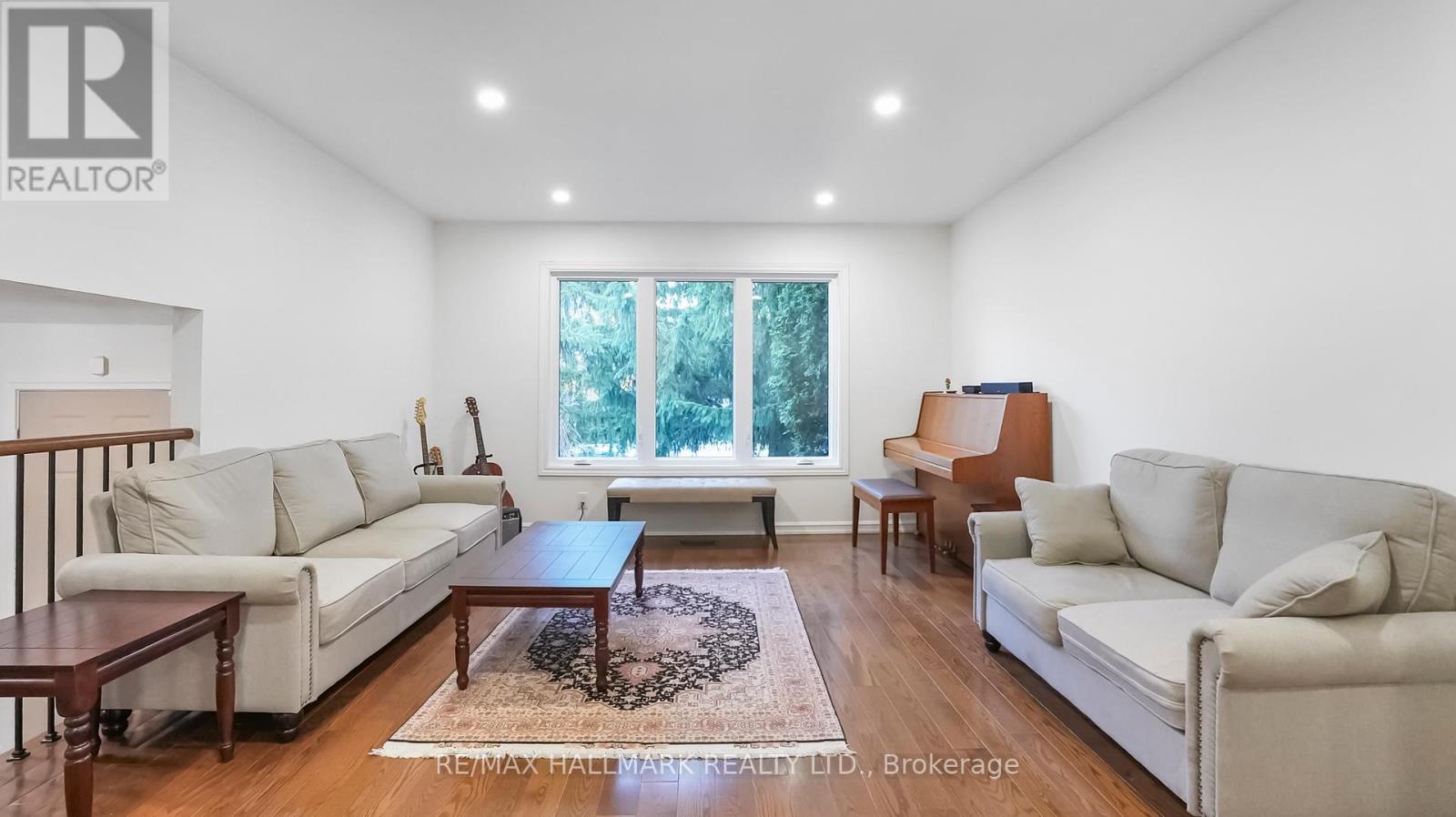 22 Avondale Crescent, Aurora, Ontario  L4G 3P6 - Photo 15 - N12523544