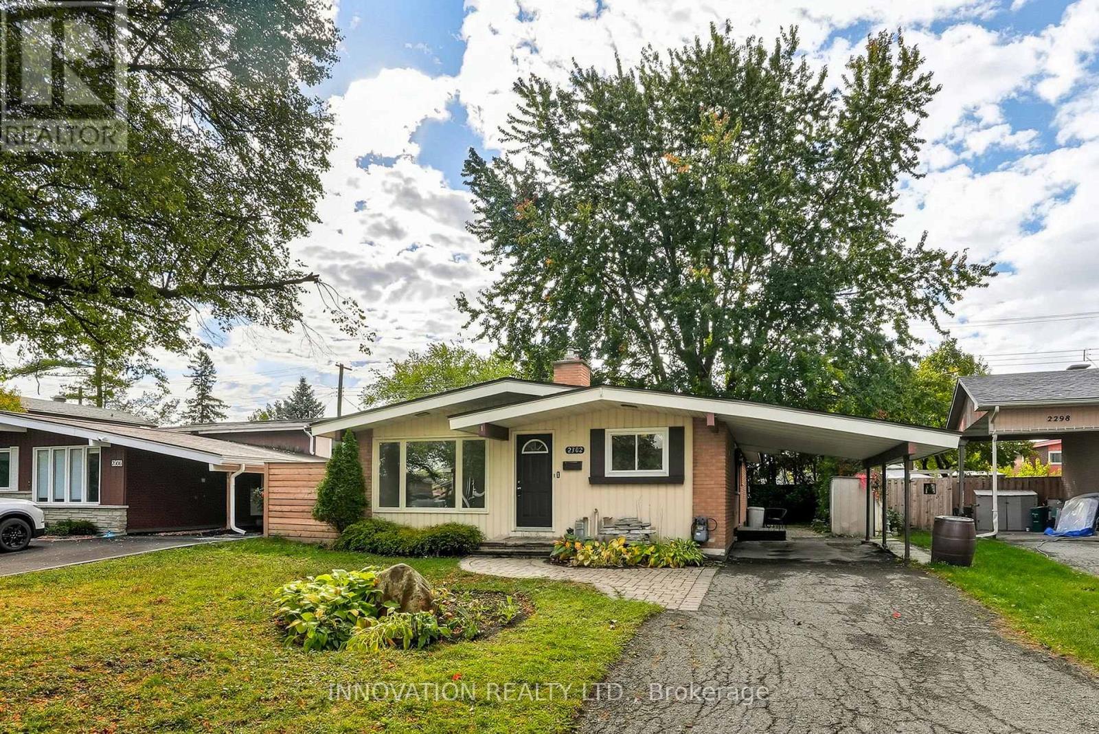 2302 HORTON STREET, Ottawa, Ontario