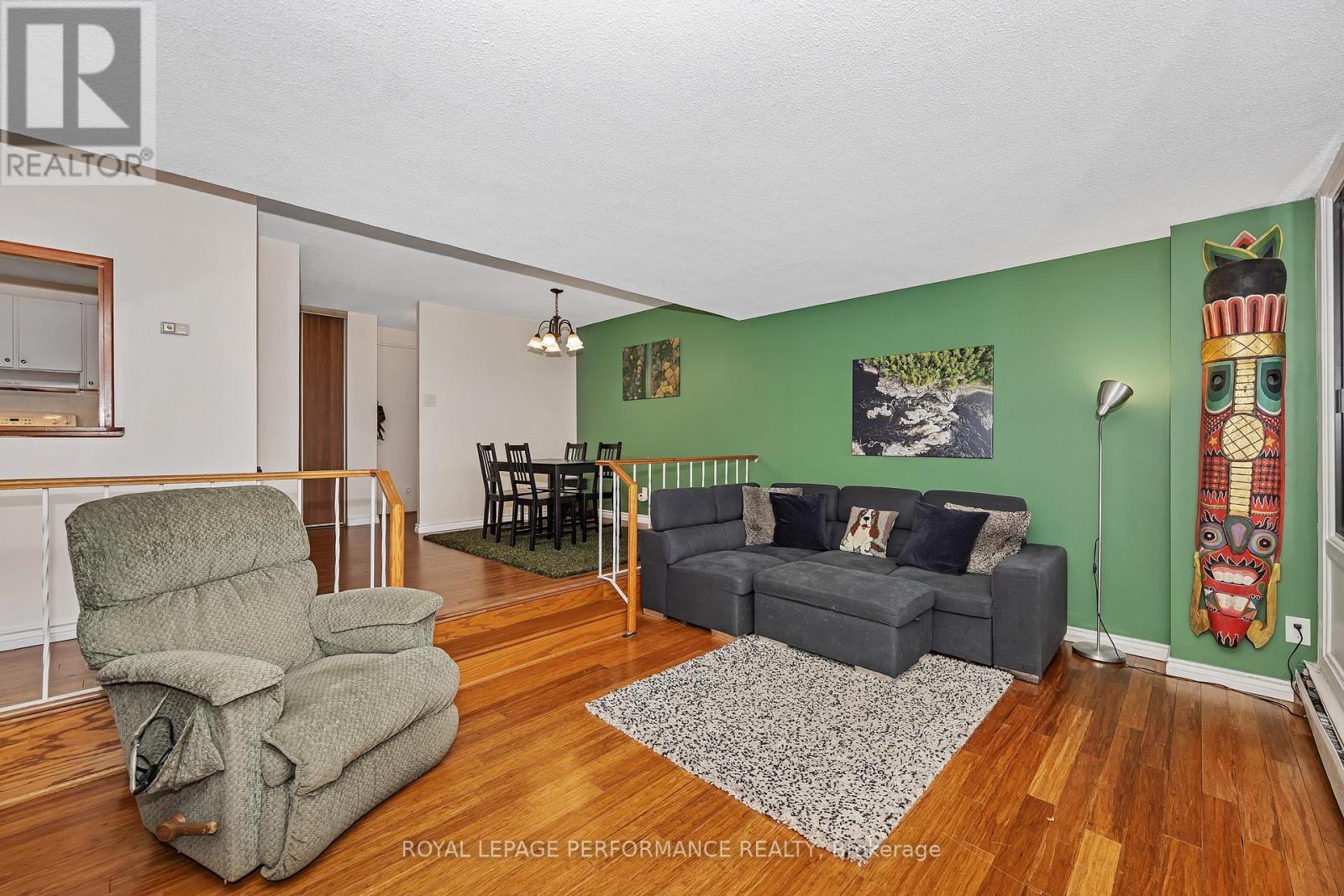 308 - 415 Greenview Avenue, Ottawa, Ontario K2B 8G5 - Photo 10 - X12523742