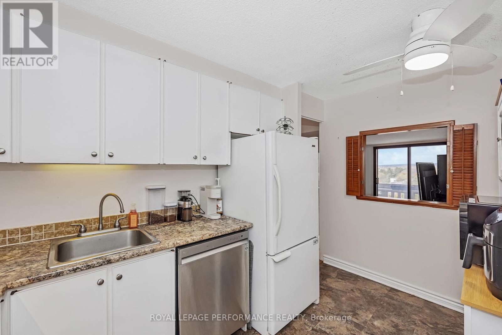 308 - 415 Greenview Avenue, Ottawa, Ontario K2B 8G5 - Photo 14 - X12523742