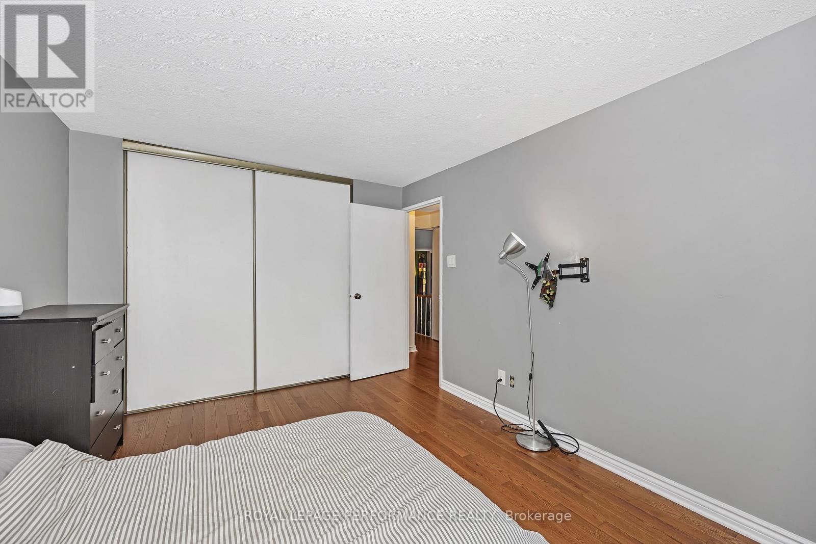 308 - 415 Greenview Avenue, Ottawa, Ontario K2B 8G5 - Photo 16 - X12523742