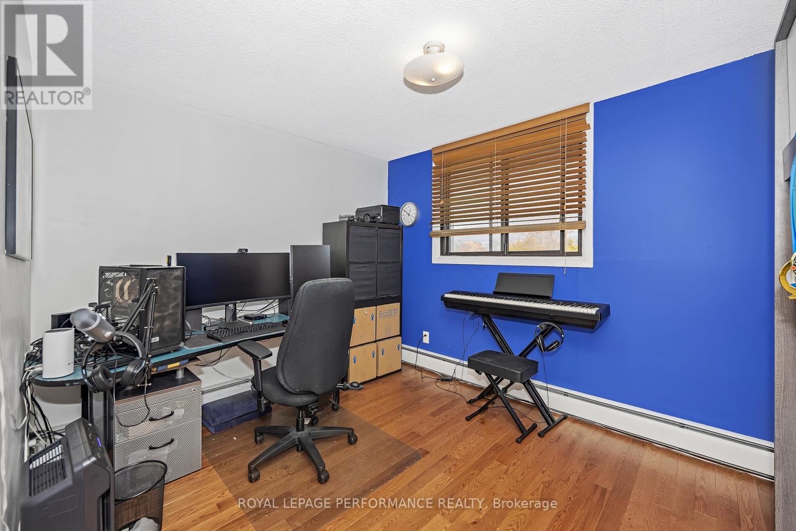 308 - 415 Greenview Avenue, Ottawa, Ontario K2B 8G5 - Photo 18 - X12523742