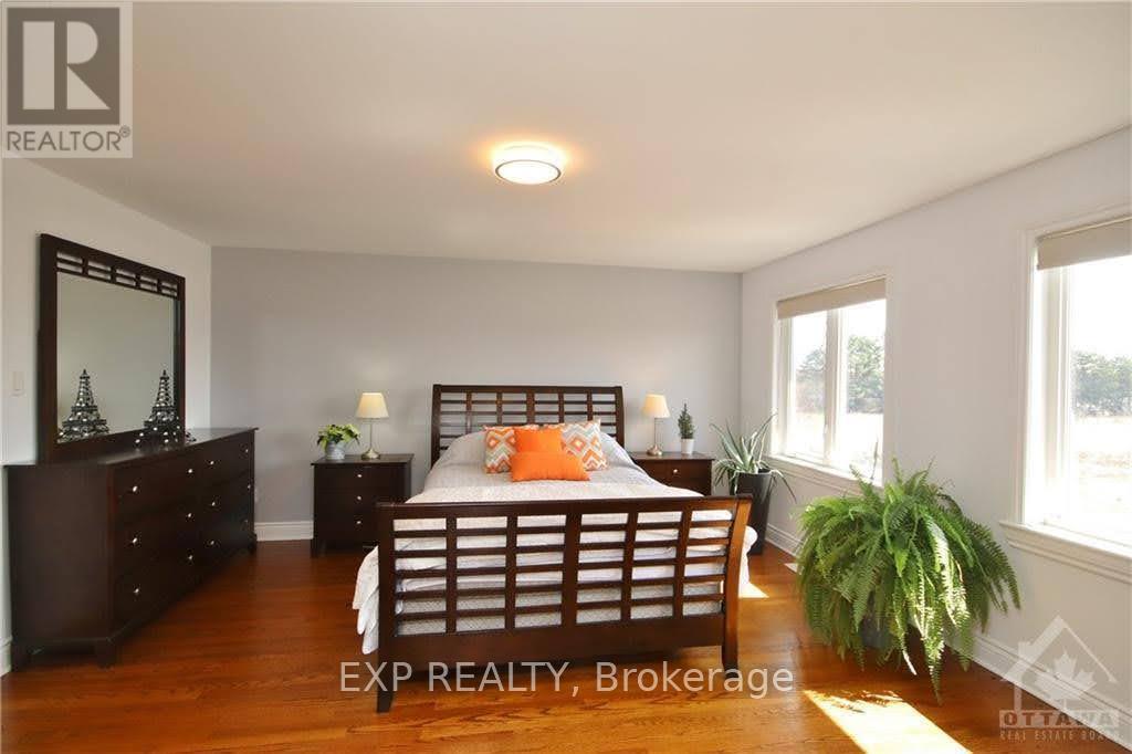 6776 Breanna Cardill Street, Ottawa, Ontario  K4P 0C3 - Photo 17 - X12523756