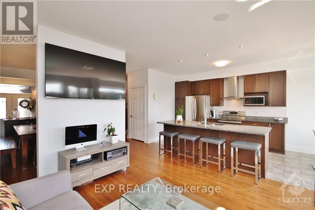 6776 Breanna Cardill Street, Ottawa, Ontario  K4P 0C3 - Photo 9 - X12523756