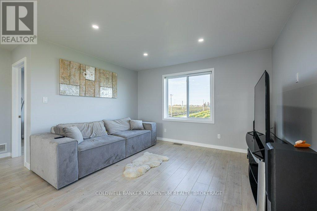 165 East West Line, Niagara-On-The-Lake (Lakeshore), Ontario  L0S 1J0 - Photo 24 - X12523684