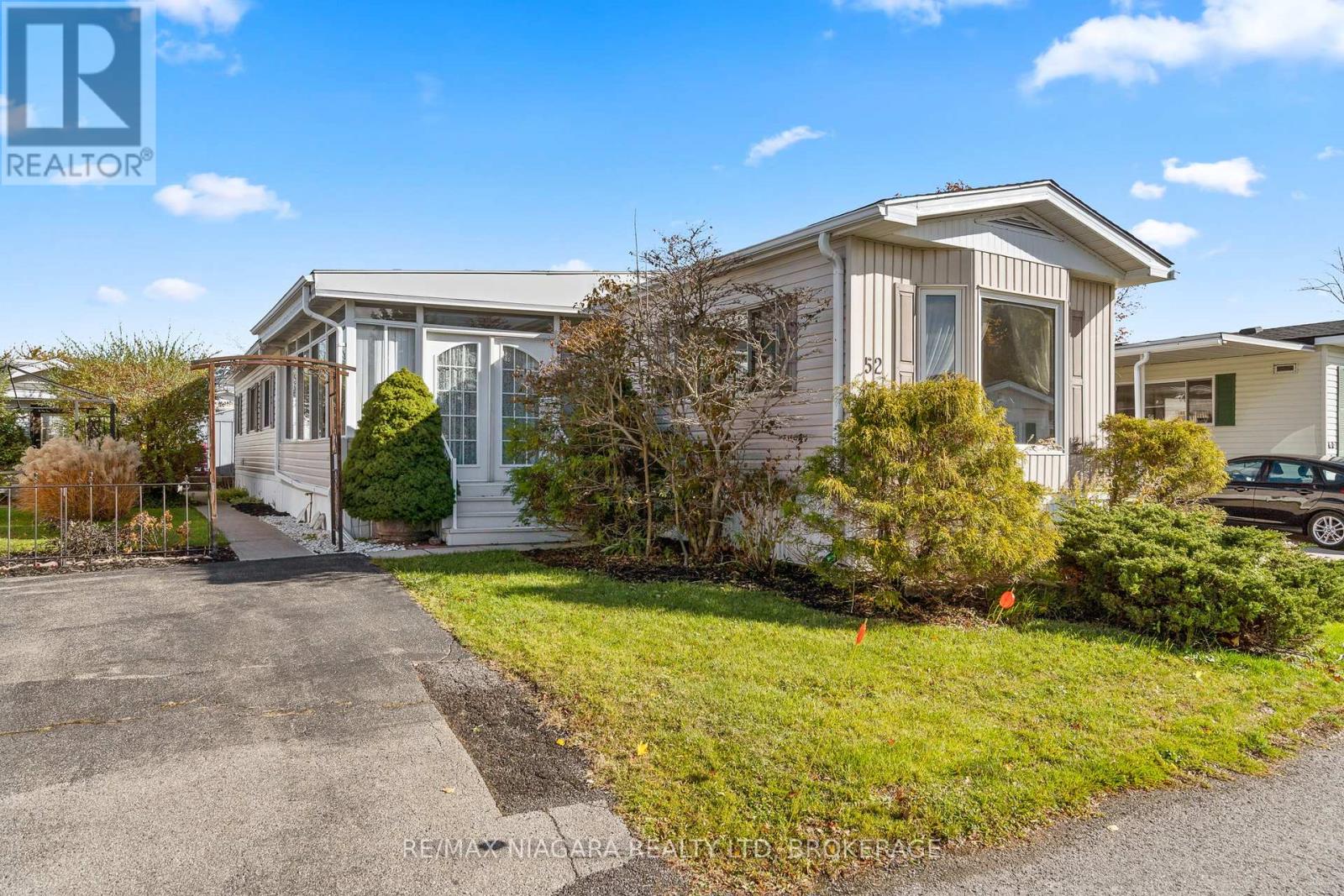 52 - 3033 Townline Road, Fort Erie, Ontario  L0R 1S0 - Photo 1 - X12523716