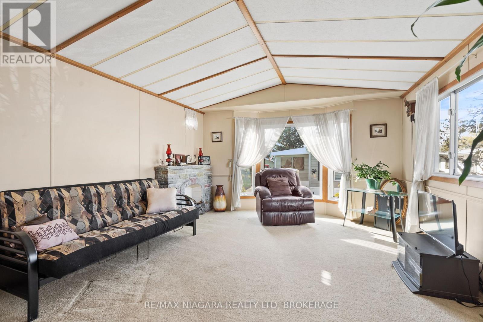 52 - 3033 Townline Road, Fort Erie, Ontario  L0R 1S0 - Photo 13 - X12523716