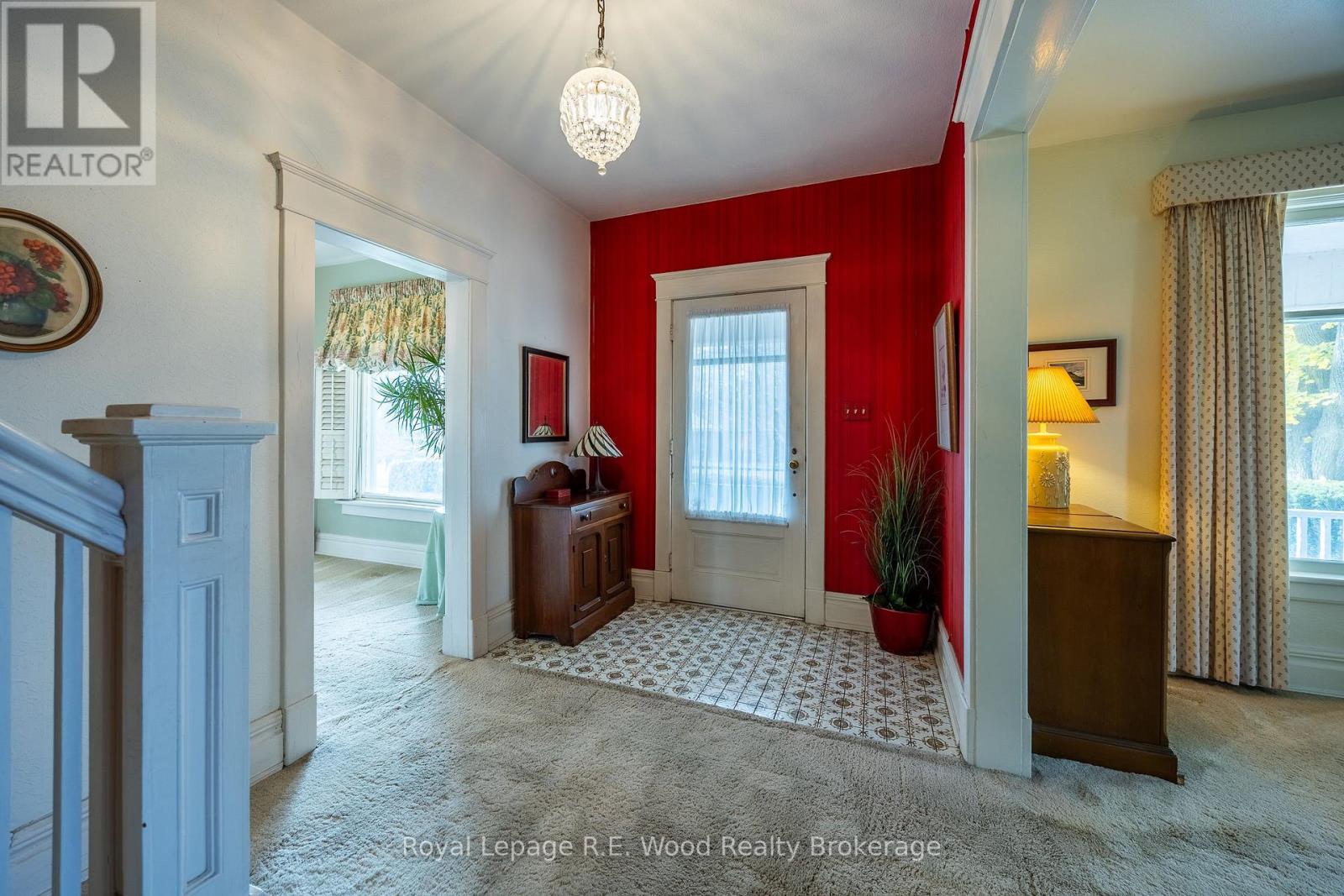 48 Lisgar Avenue, Tillsonburg, Ontario  N4G 3K8 - Photo 4 - X12523690