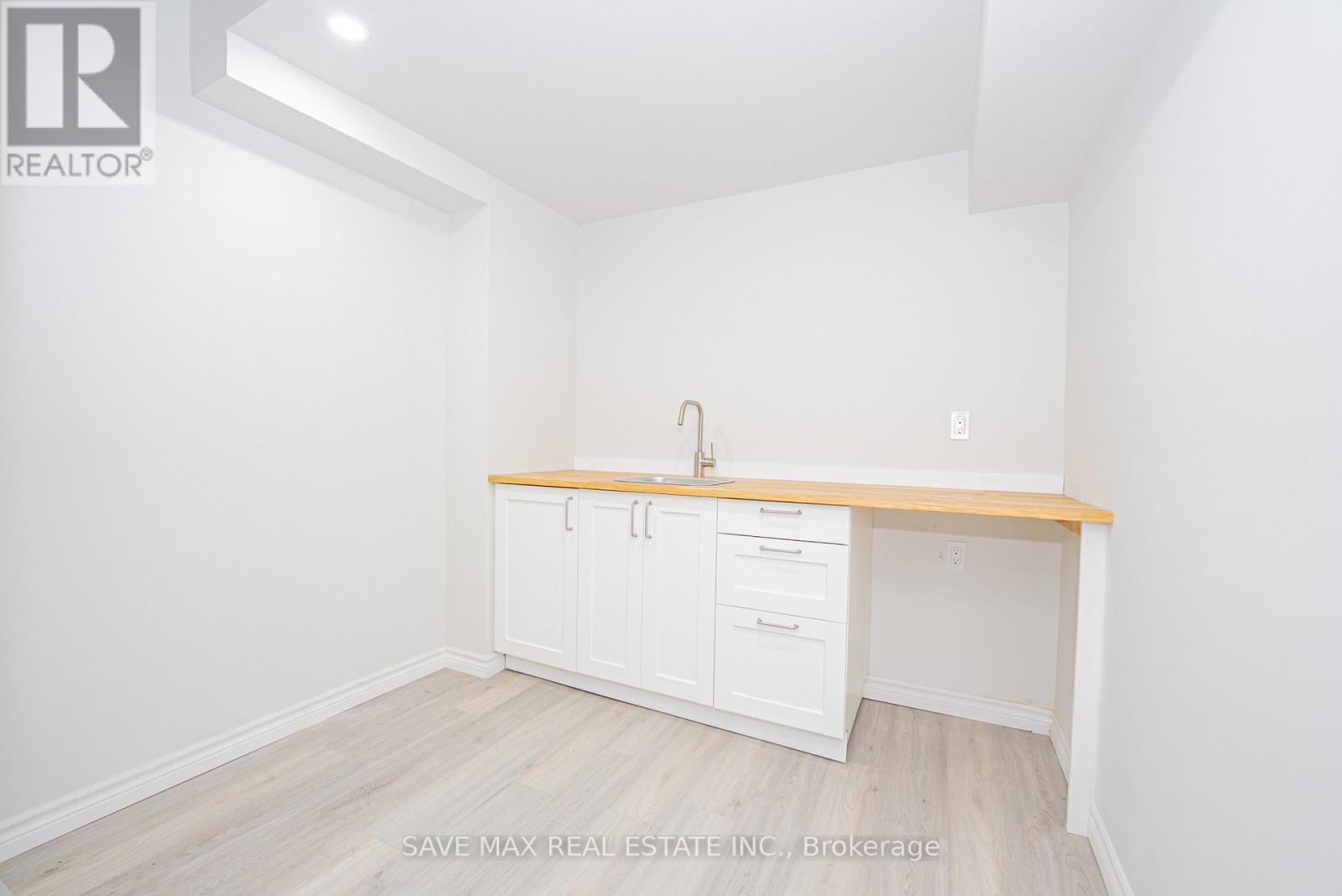 29 - 2301 Derry Road W, Mississauga, Ontario  L5N 2R4 - Photo 32 - W12523204