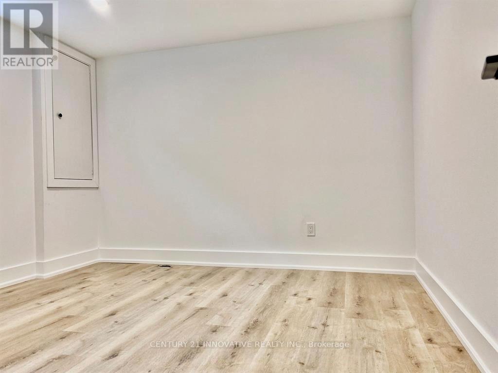 Bsmt - 127 Treeview Drive, Toronto (Alderwood), Ontario  M8W 4C4 - Photo 12 - W12523502