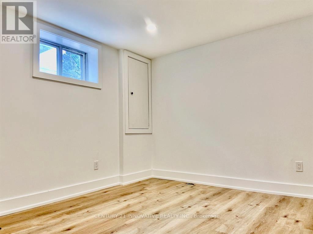 Bsmt - 127 Treeview Drive, Toronto (Alderwood), Ontario  M8W 4C4 - Photo 13 - W12523502