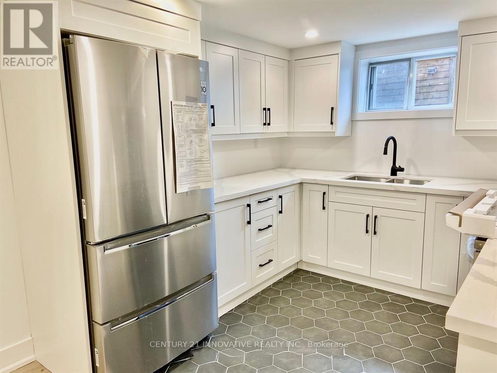 Bsmt - 127 Treeview Drive, Toronto (Alderwood), Ontario  M8W 4C4 - Photo 2 - W12523502