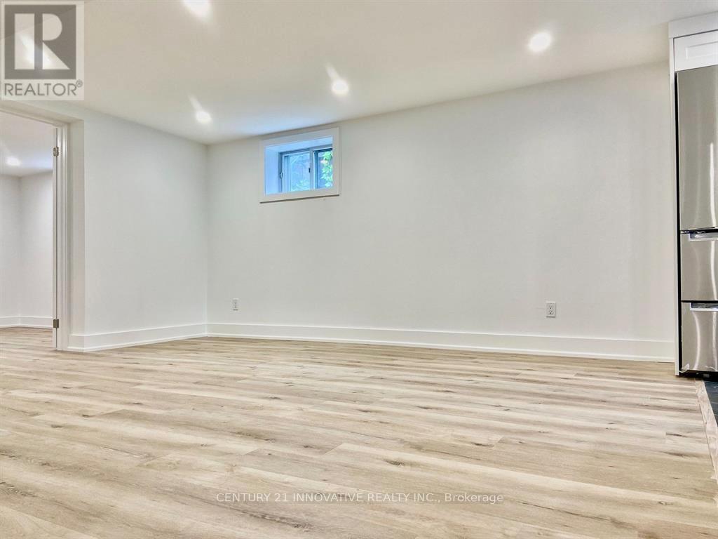 Bsmt - 127 Treeview Drive, Toronto (Alderwood), Ontario  M8W 4C4 - Photo 8 - W12523502