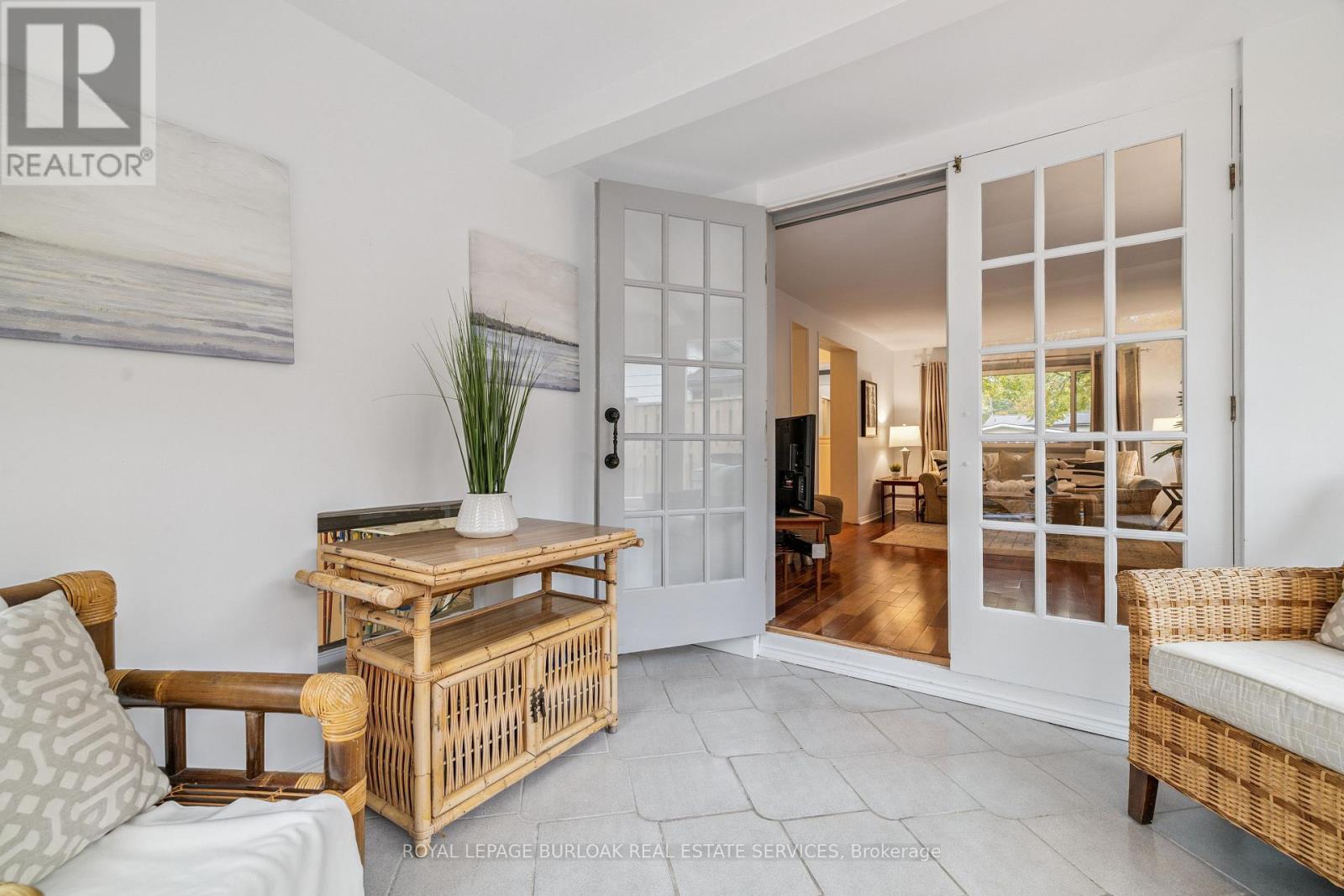 532 Elwood Road, Burlington, Ontario  L7M 3C7 - Photo 19 - W12523538