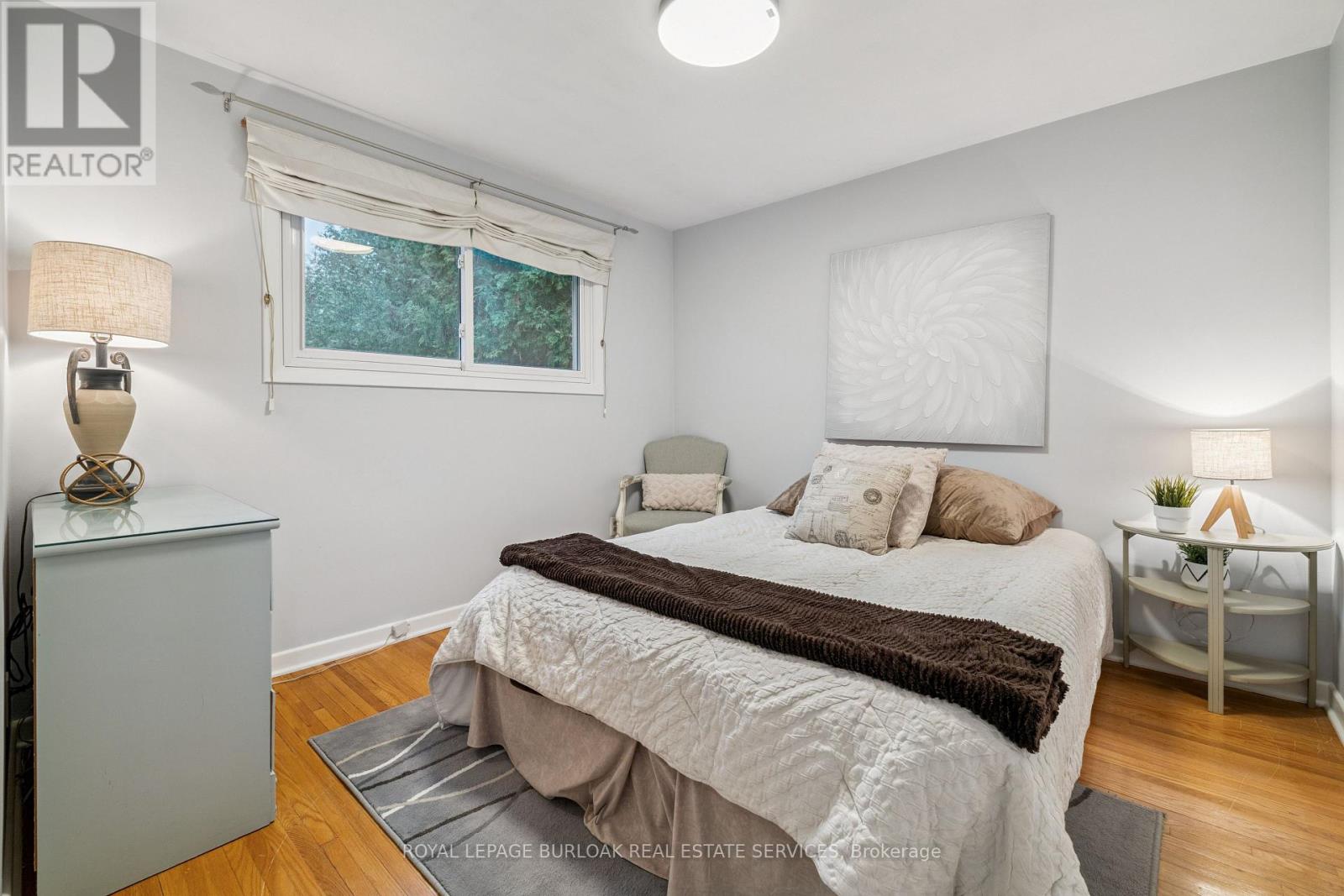 532 Elwood Road, Burlington, Ontario  L7M 3C7 - Photo 22 - W12523538