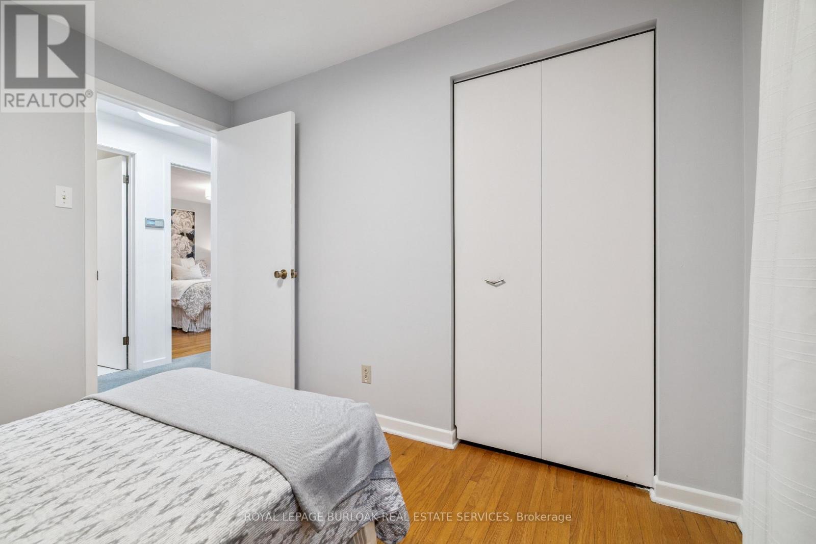 532 Elwood Road, Burlington, Ontario  L7M 3C7 - Photo 25 - W12523538