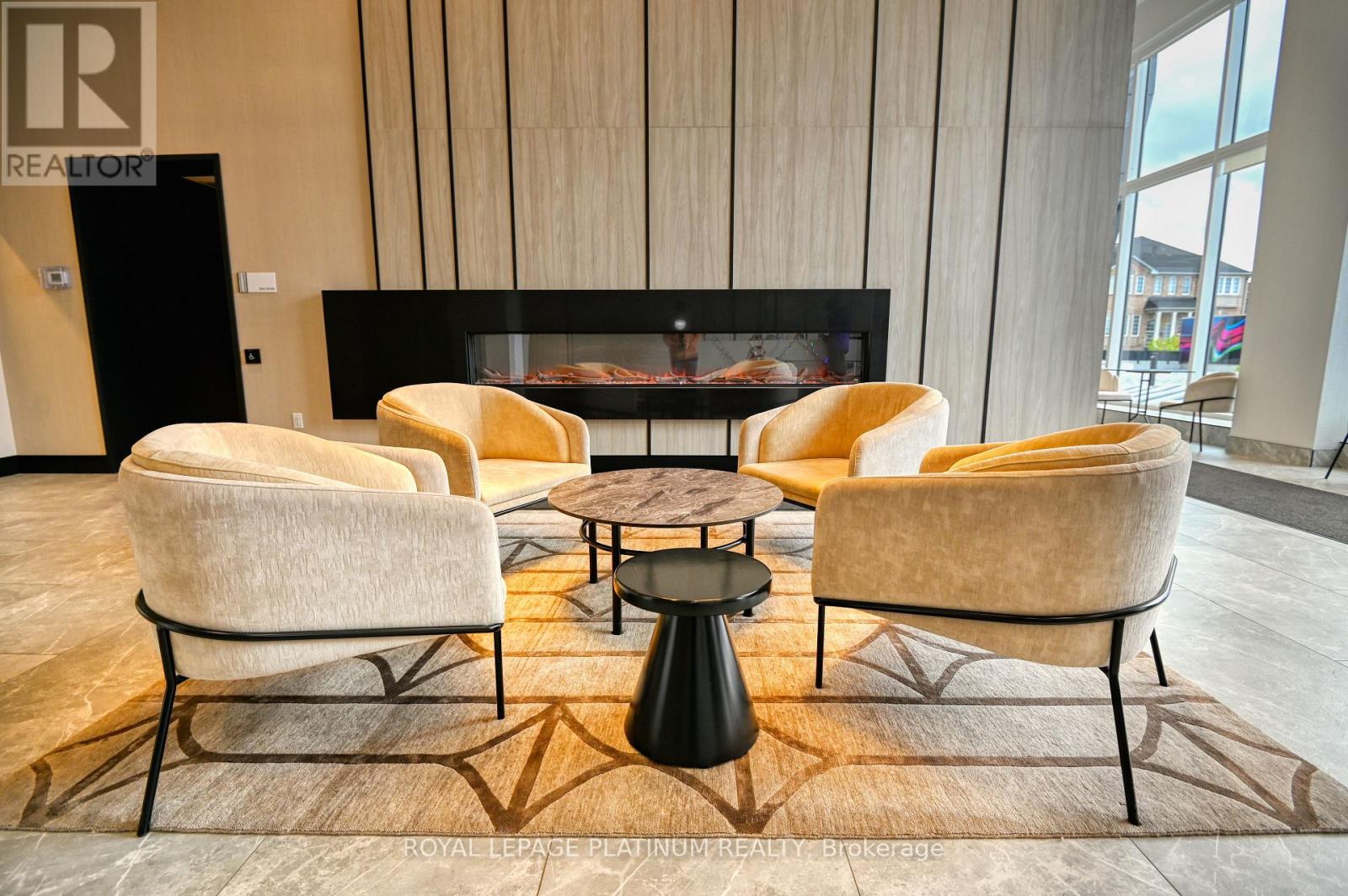 302 - 260 Malta Avenue, Brampton, Ontario  L6Y 6L7 - Photo 2 - W12523552