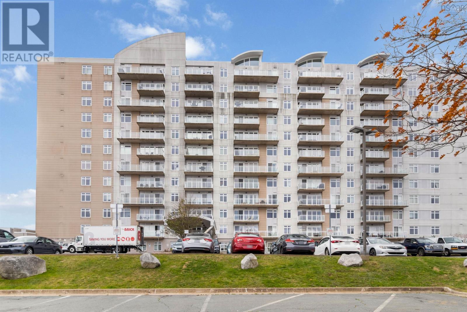 812 60 Walter Havill Drive, Halifax, Nova Scotia  B3N 0A9 - Photo 2 - 202527484