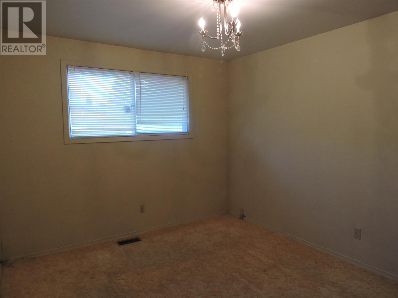 63 Dauphin Dr, Sault Se. Marie, Ontario P6A 5E9 - Photo 8 - SM253204