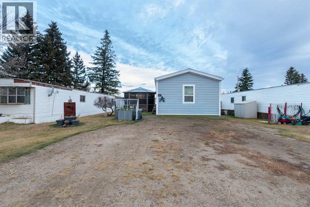 207 2 Street E, Lashburn, Saskatchewan  S0M 1H0 - Photo 28 - A2269067
