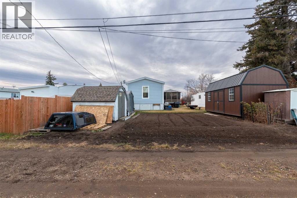 207 2 Street E, Lashburn, Saskatchewan  S0M 1H0 - Photo 24 - A2269067