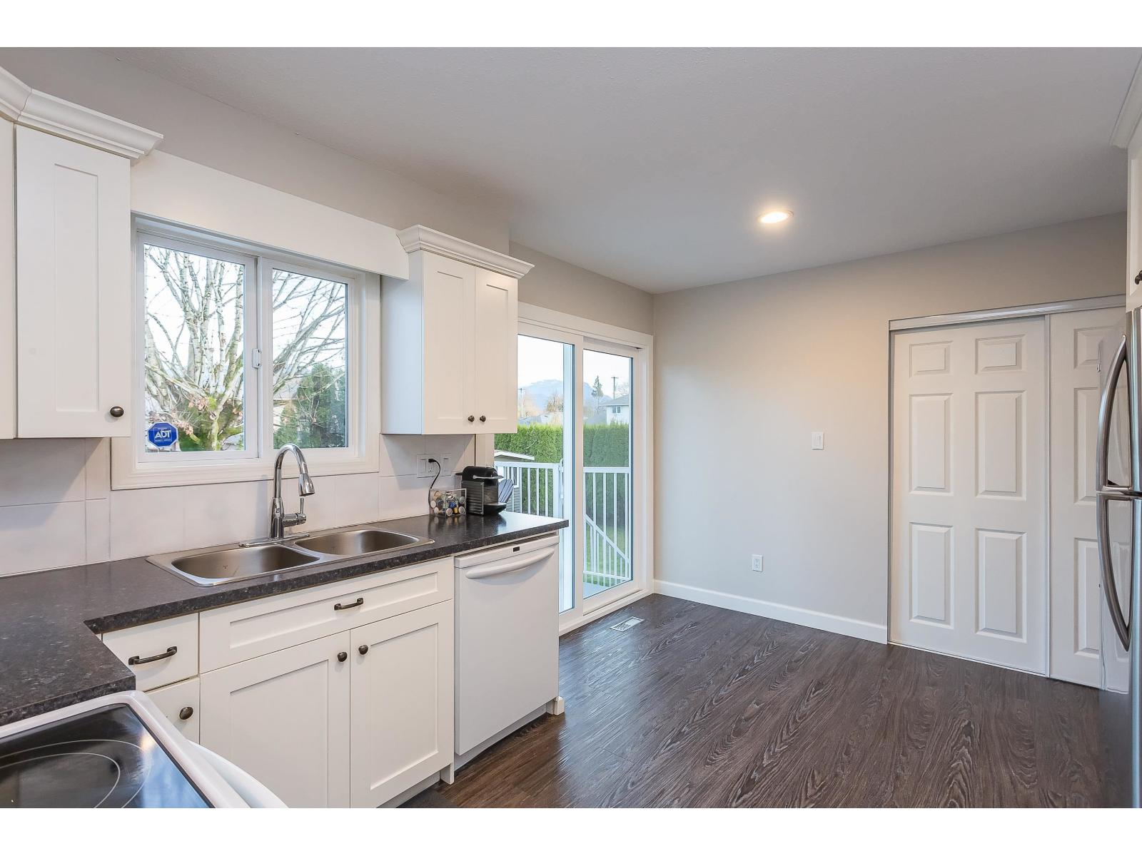 9966 Merritt Drive, Fairfield Island, Chilliwack, British Columbia  V2P 7B7 - Photo 8 - R3062043