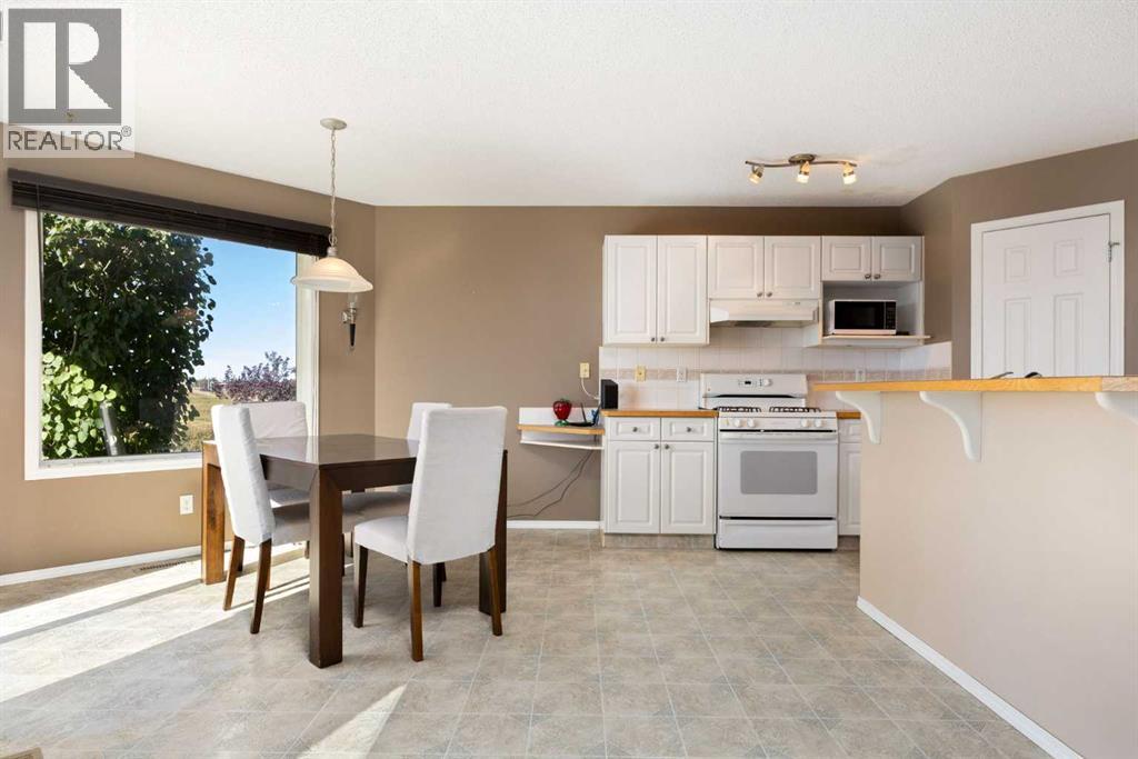 52 Citadel Vista Green Nw, Calgary, Alberta  T3G 4W7 - Photo 9 - A2259362