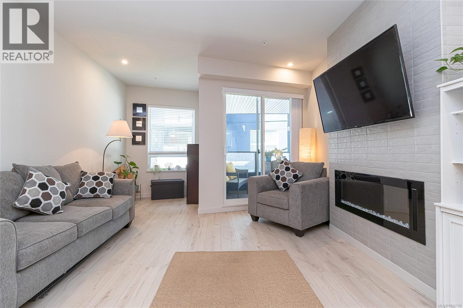 208 958 Pharoah Mews, Langford, British Columbia