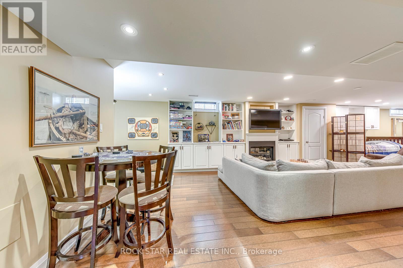 31 - 515 North Service Road, Hamilton, Ontario  L8E 5X6 - Photo 32 - X12523448