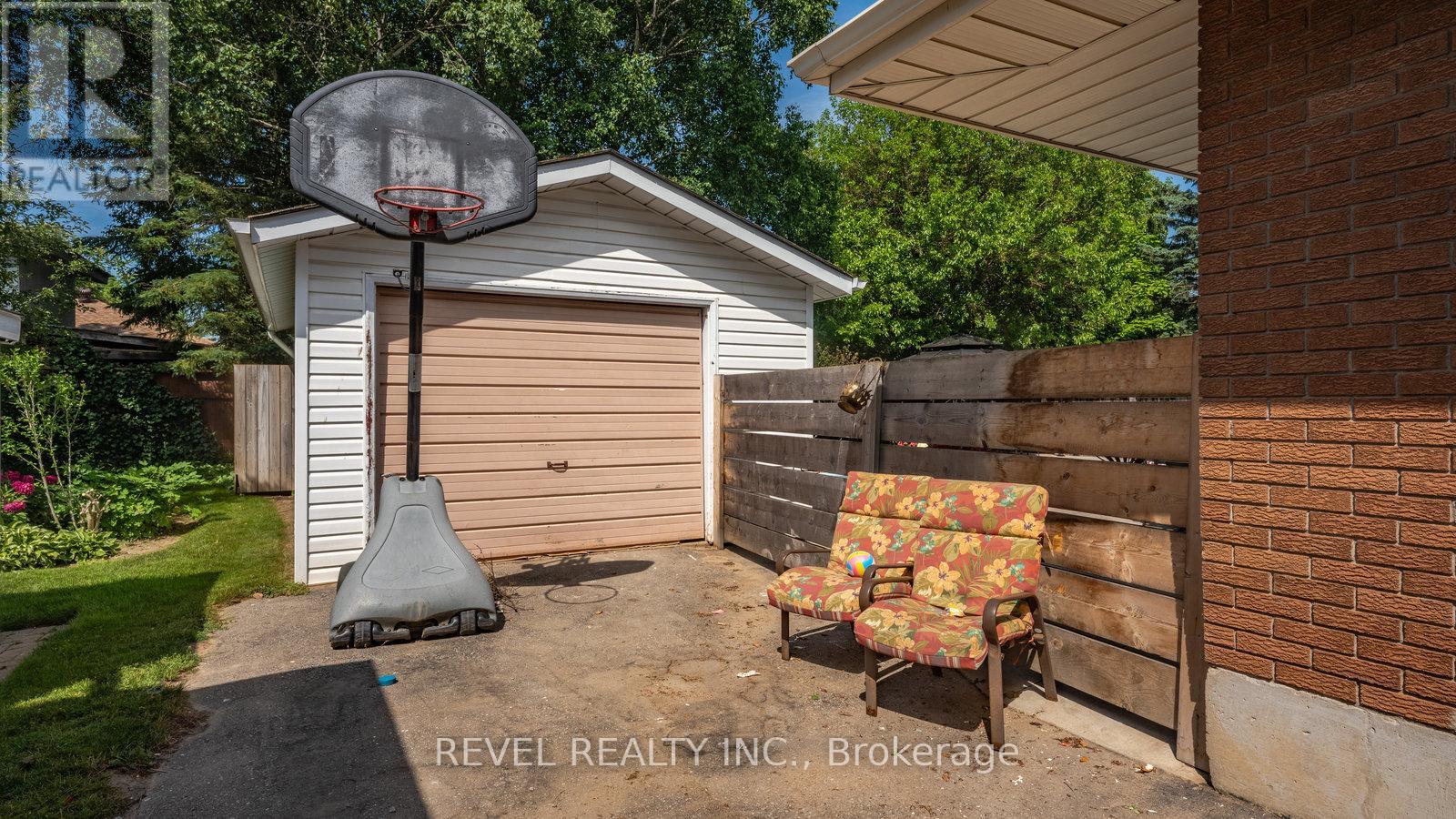 75 Pusey Boulevard, Brantford, Ontario  N3R 2S4 - Photo 29 - X12523506