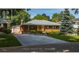 75 PUSEY BOULEVARD, Brantford, Ontario