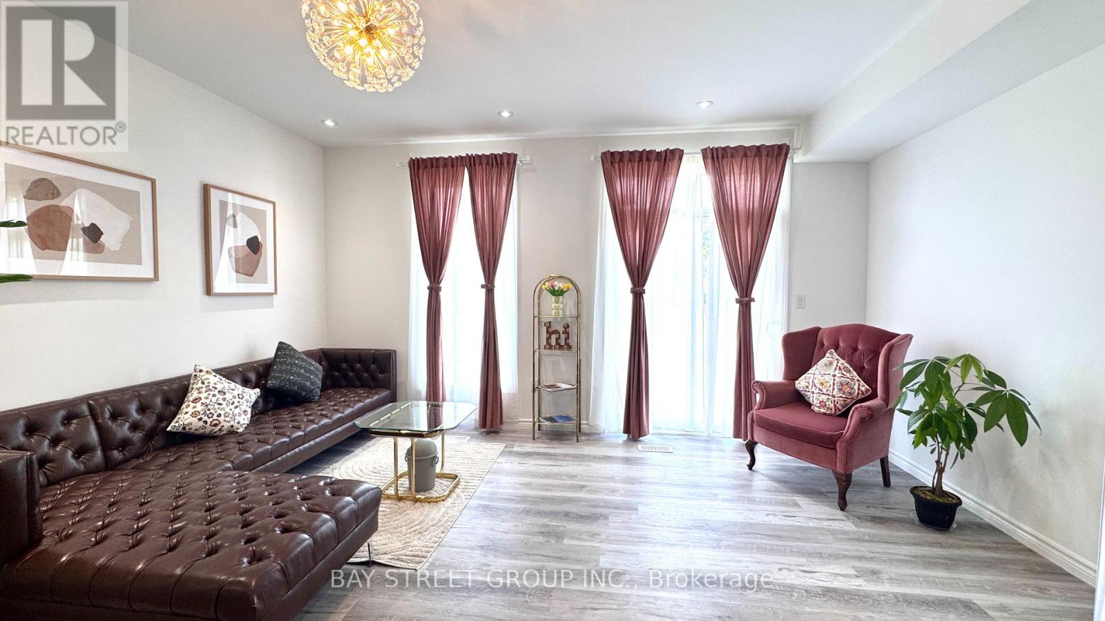 5921 Bentley Common, Niagara Falls, Ontario  L2G 3T6 - Photo 6 - X12523568