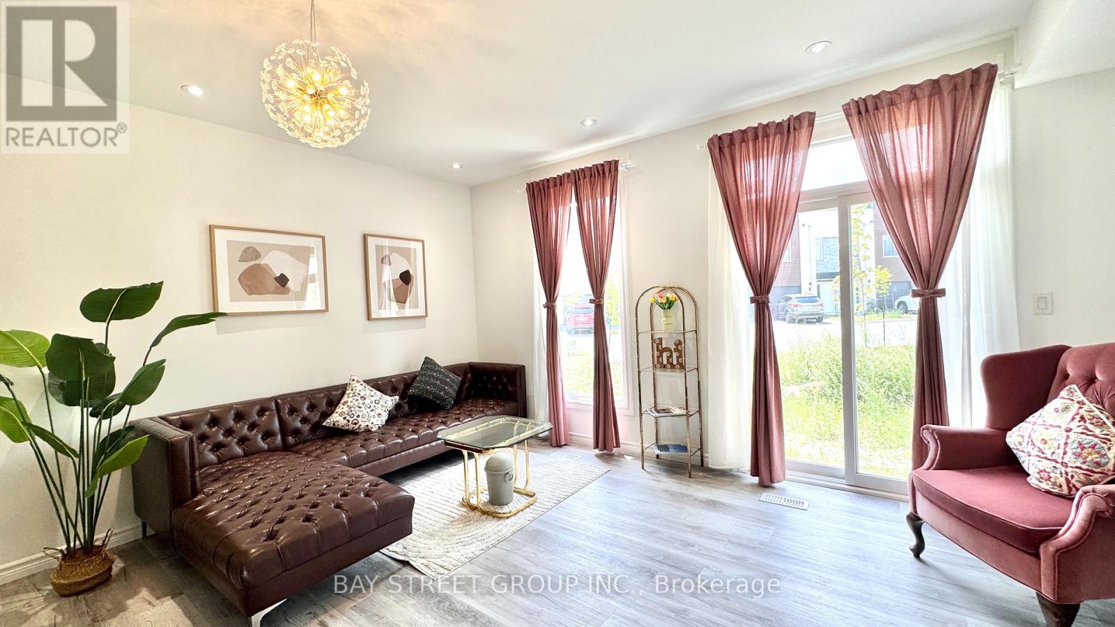 5921 Bentley Common, Niagara Falls, Ontario  L2G 3T6 - Photo 7 - X12523568