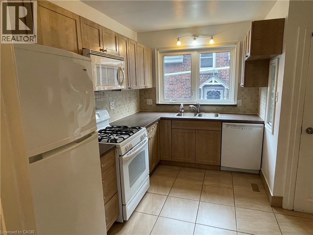 111 Ottawa Street, Hamilton, Ontario L8K 2E2 - Photo 1 - 40786691