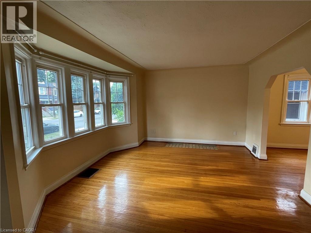 111 Ottawa Street, Hamilton, Ontario L8K 2E2 - Photo 2 - 40786691