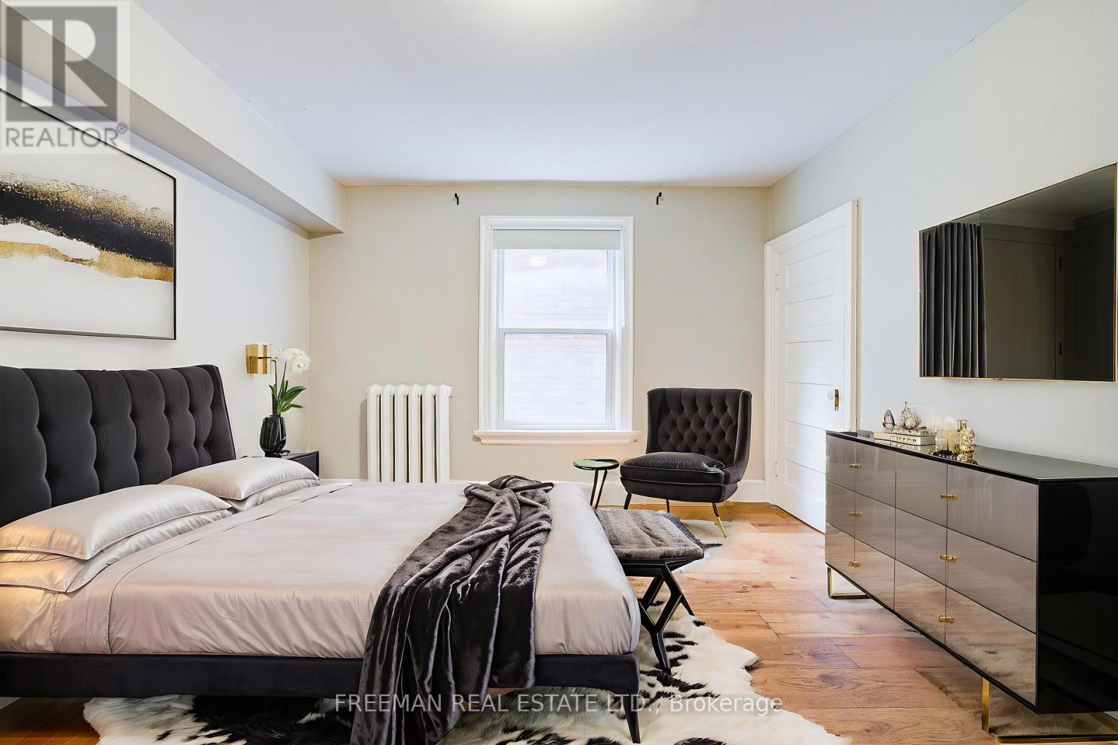 555 Markham Street, Toronto (Palmerston-Little Italy), Ontario  M6G 2L6 - Photo 16 - C12523604